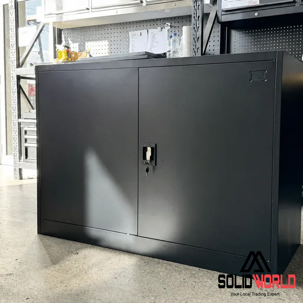 93.5(H)*91.5(W) 2-Shelf Lockable Cupboard