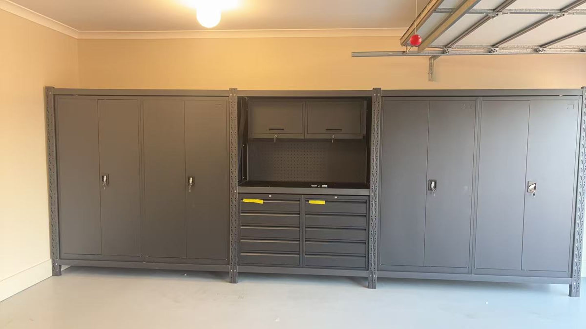 5.5m(L) 10-Drawer & Cabinet Steel Pegboard Workbench w 4 Cabinets on shelf